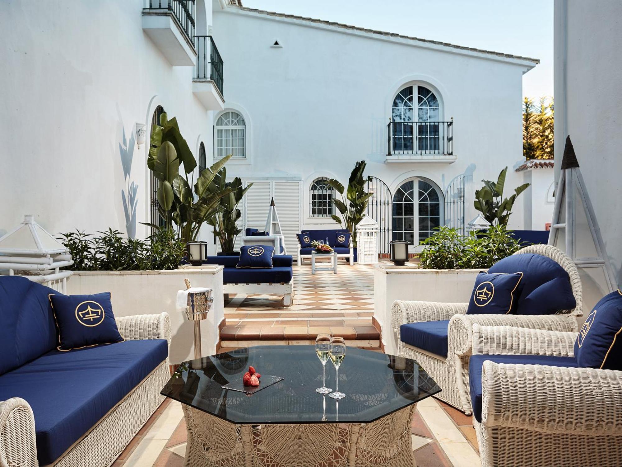 Ferienhaus 18 Suits Chalet Puerto Banus *