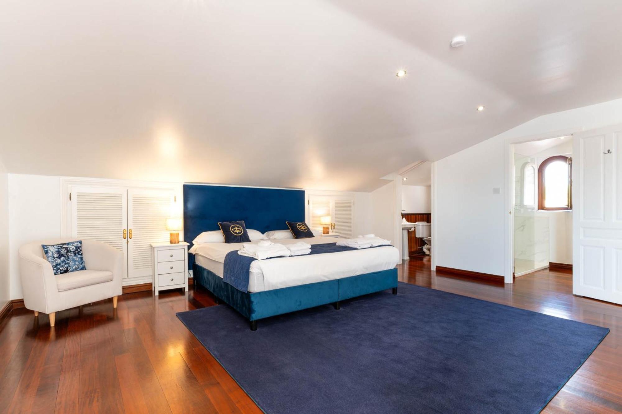 Ferienhaus 18 Suits Chalet Puerto Banus